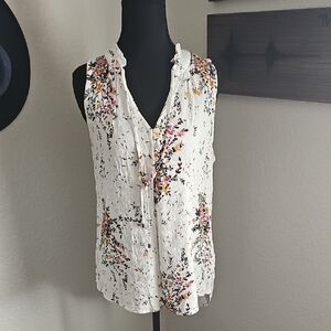 Market & Spruce Floral Sleeveless Blouse